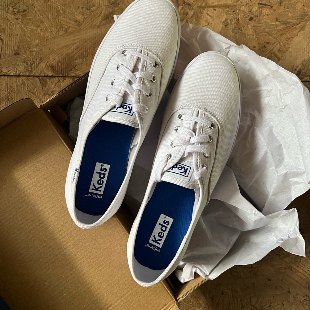 NWT & BOX Keds Women Classic Canvas Sneakers - Picture 10 of 11